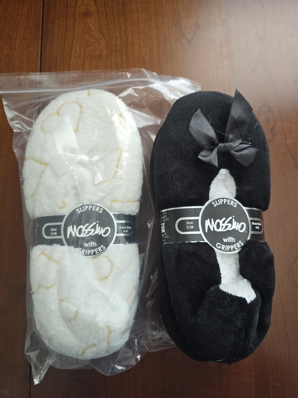Mossimo Supply Co. NWT Black and White Heart Plush Slip-On Slippers Set of Two